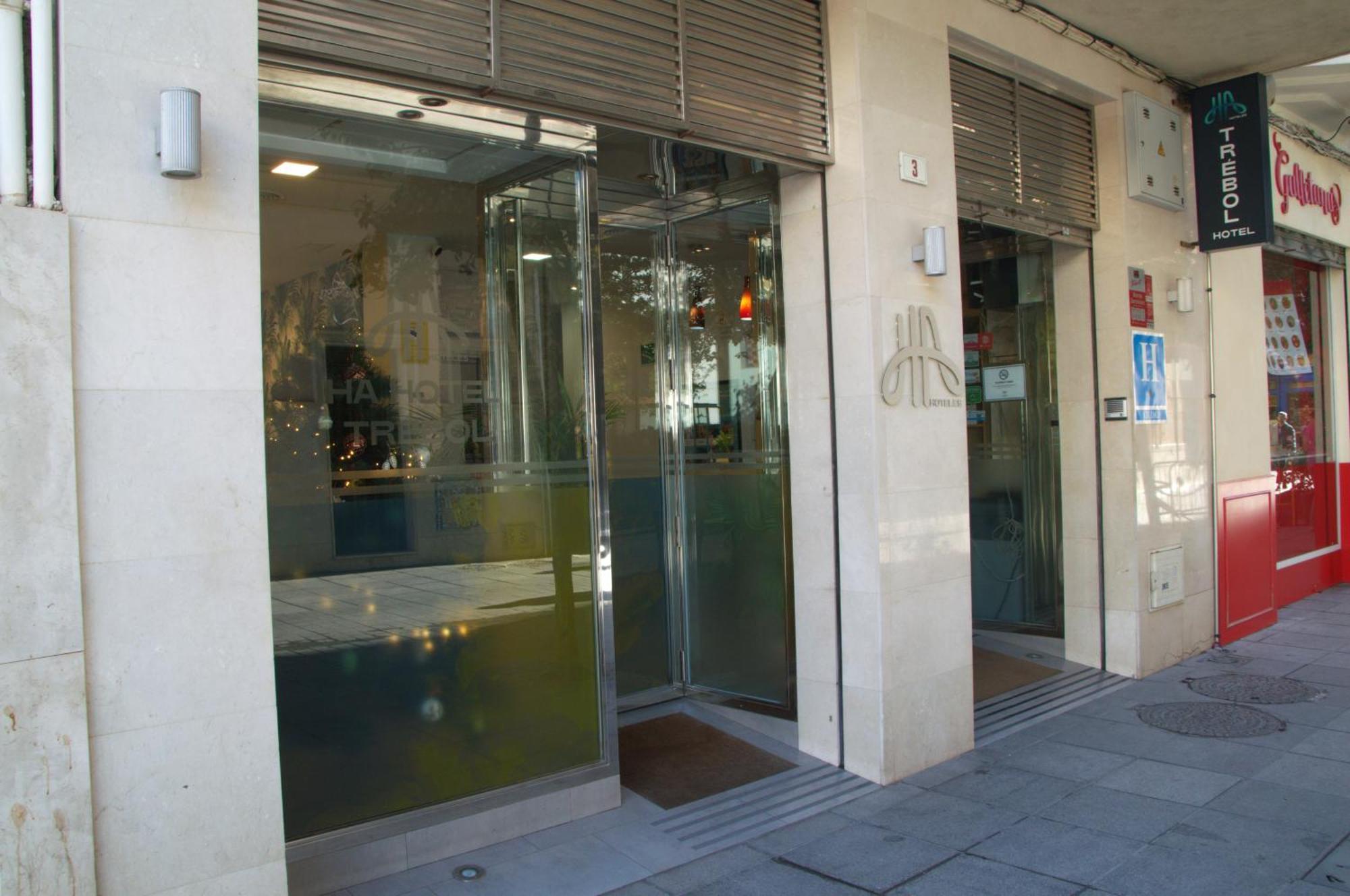 H-A Hotel Trebol — Fotos 1